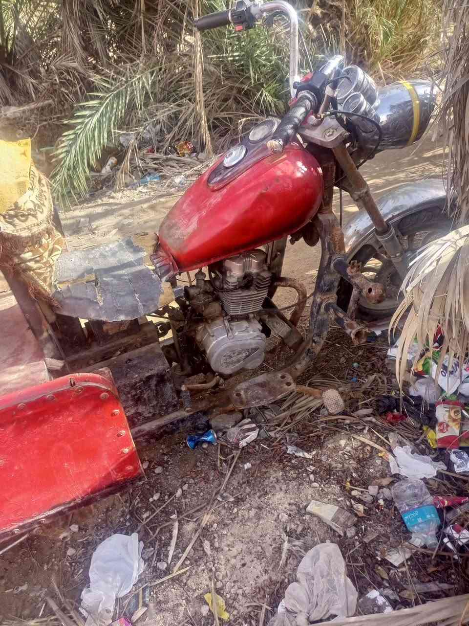 السلام عليكم ستوته للبيع مال ماي المكان الرميثي الشاصي ملحوم الورك بيه جم وحده طاكه تايرات جدد السعر 400 بيه مجال ***********
