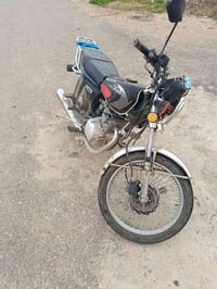 دراجه للبيع موديل 23شغال 07708290866