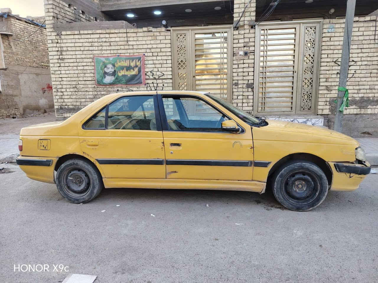 سياره بارص 2010 سنويه صاقطه سنتين السعر 20 وبيها مجال ***********
