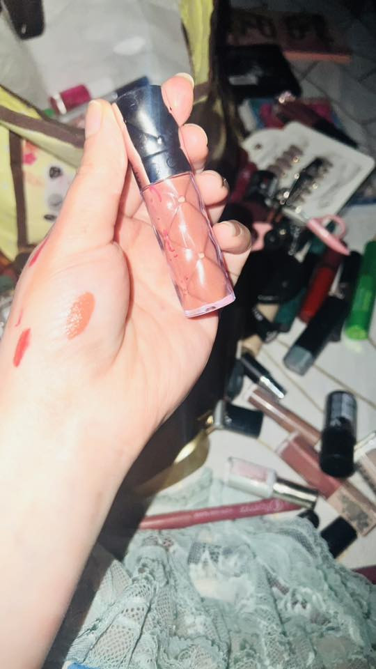 مكياج استخدام قليل للبيع اسعار مناسبه ومتوفر باليتات اصلي


**إذا كنت صاحب هذا الإعلان وتريد حذفه لأي سبب، رجاءا أرسل رسالة إلى الدعم الفني**