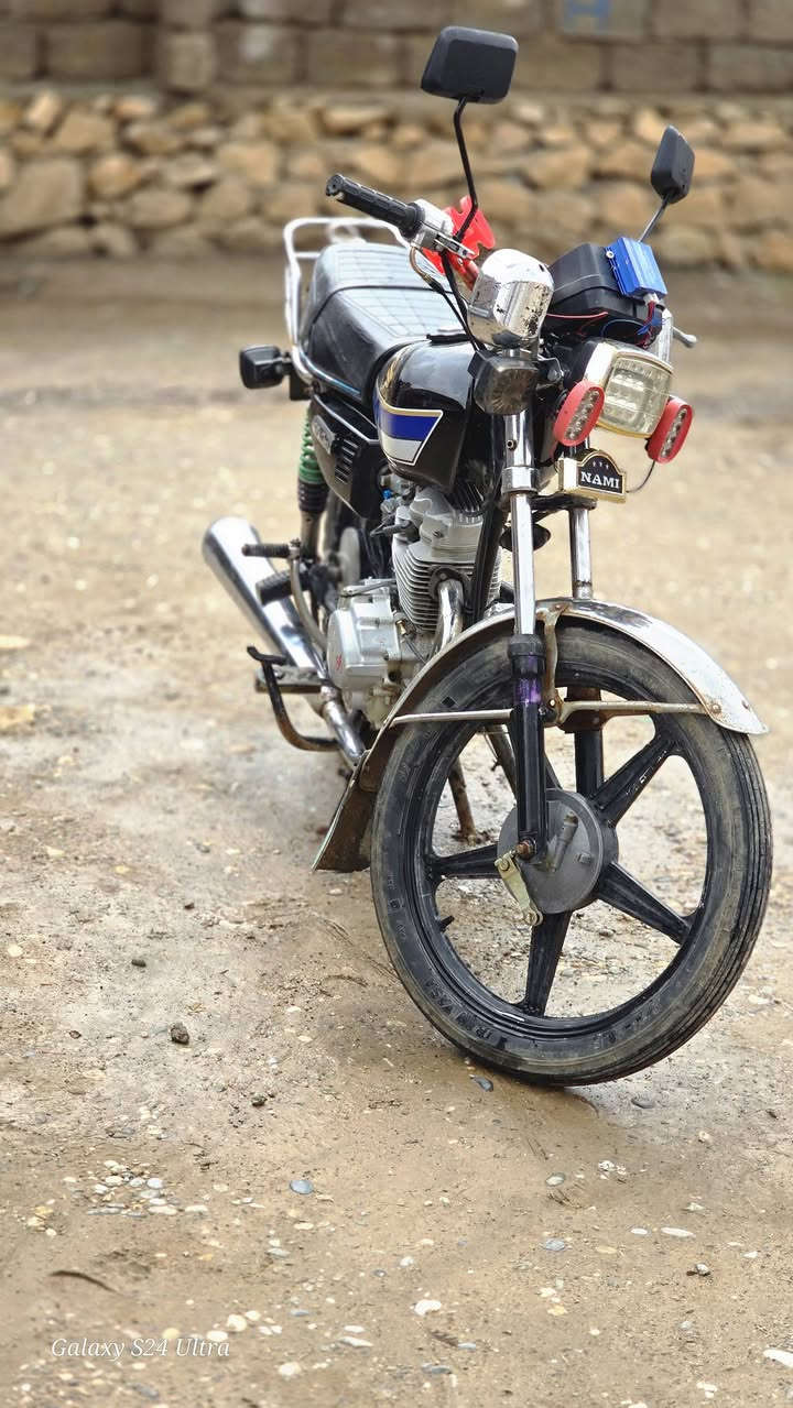 دراجه ارشه للبيع موديل 18 السعر 350 بي مجال
***********
