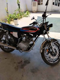 البيع محرك 200   موديل 25مابي كل نقص 07751163619
