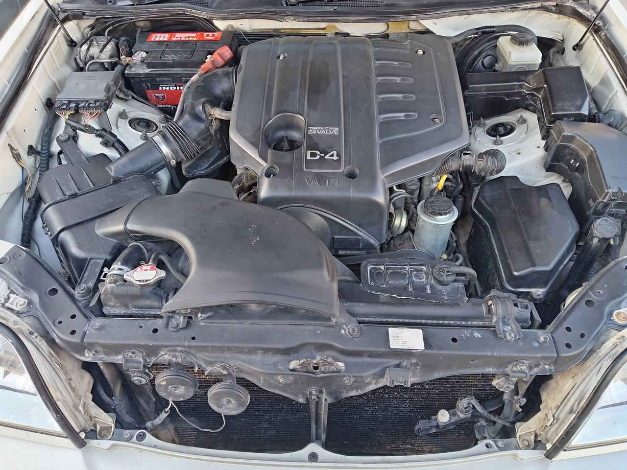 سلام عليكم تيوتا كراون ملكه مديل 2003 قرار 48 رقم كركوك كصه قماره  مفحوصه ومدفوع كمرك وبيه قرص وبيان واصل للمرور باقي بس فلوس الرقم تدفعهن ودك ارقام انكليزي مداور كبل بسمك سياره نضيفه ونشطه وجاهزه وترايك وين متريد سياره دكمه وحده ديفور الصغير شاصي 71 جاهزه تبريد مكينه كير تخم تاير حداديه دواخل سعرها 90وبيه مجال او مراوس بسوناته 
 *********** سياره مكانه نجف
