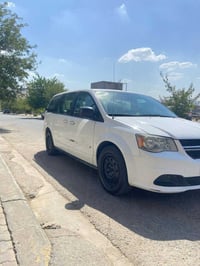 دوج كرفان موديل 16 للبيع   تبريد ثلاث قطع   جام كهرباء   منضومه غاز 80...