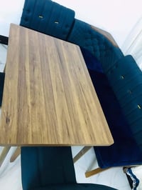 ميز طعام • خشب زان • بيه مخزن