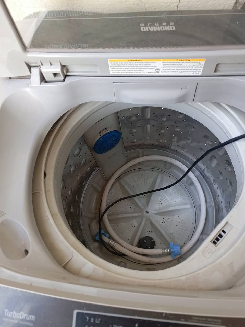 ال جي ١٠ كيلو نظيفه جدا استعمال قليل ب٢٠٠ الامين الثانيه النواب


**إذا كنت صاحب هذا الإعلان وتريد حذفه لأي سبب، رجاءا أرسل رسالة إلى الدعم الفني**