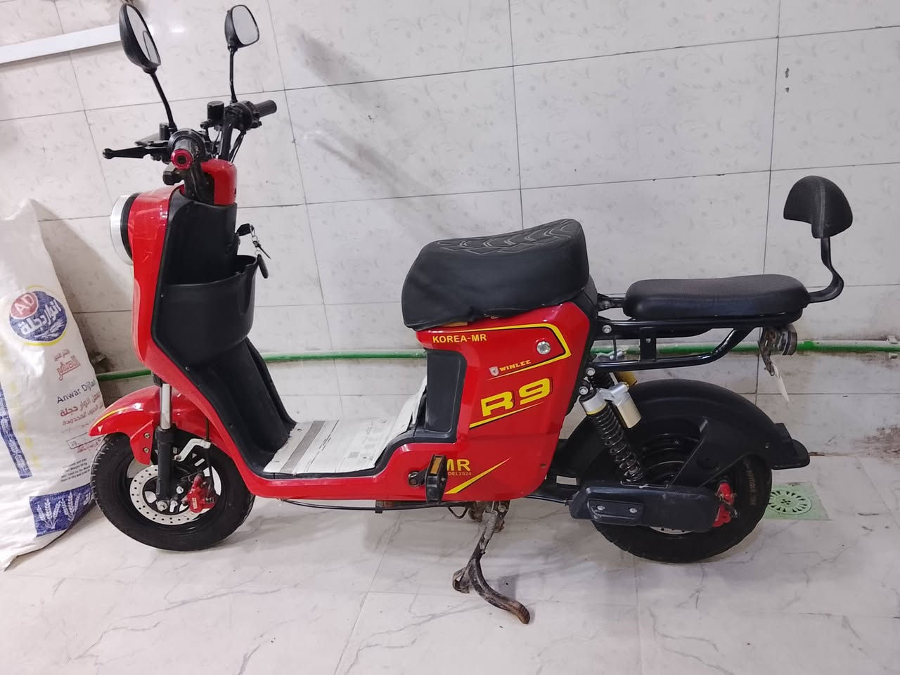 دراجه R9 موديل2024 العنوان البصرة ابوالخصيب رايدة ب425 بيها مجال للاستفسار رقم ***********
