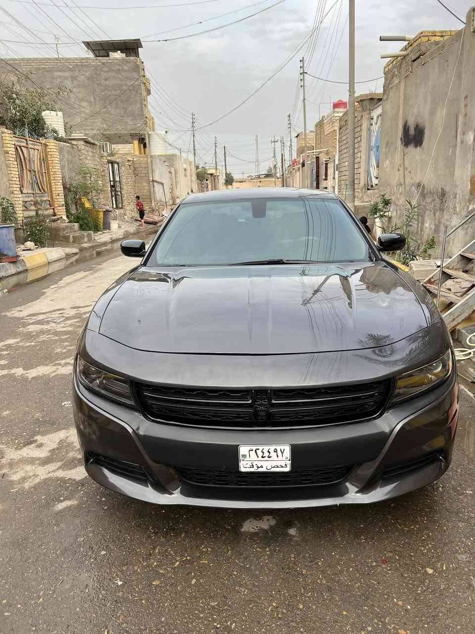 سلام عليكم جارجر (23اصل حره بسمي)كفاله عامه بس دعاميه إماميه مبدله وبارد بطرف البنيد رقم بصره نص فول sxt سياره معروفه بعد موصفاته ماشيه (18الف) 250وبيه مجال ***********
