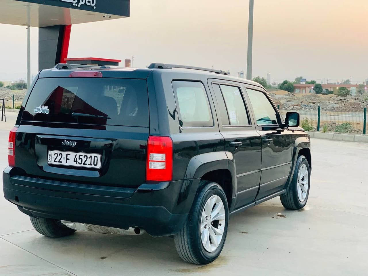 جيب پاتريوت ٢٠١٦ ره شي قه تران مه كينه ٢٤ گةورة ٤ پستون مةرغوب توماتيك 
١٦٧ هه زار رويشتوه مه كينه و گيري نه كراوه ته وه به شه رتي فه حس 
سه نه وي و ره قه مي تازه يه ده حم و ليدراوي هيج نيه په له په له بوياغي ئةمريكى هه يه سه قفو شان و ناو شانو پيش دواي هيجي نيه 
نرخي ١٠٣$ شوين رانيه 
***********
*********** رانية, السليمانية
