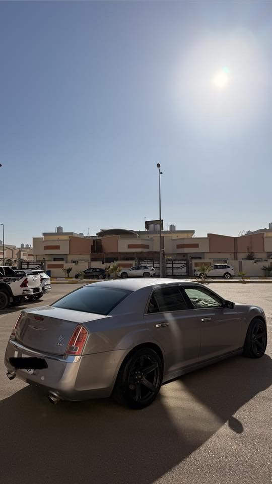 يا الله المهم صلي على محمد وآل محمد البيع اوبامه متومه اربيل ما أبيع لك إذا ما دكها حاسبها وتفحص الرقام متومه اربيل رقام وسنويه طبق لأصل على الشاصي
2014 مكينه5.7هيمي كفاله محرك كير حداديه تبريد تدفئه كهربائيات بشرط تفحص وين ما يعجبك ربع ما تصرف عليها واثق من كلامي وسولف كصه جنطه بدون  ضربه ومعجون بيها بعض الرشات فول مواصفات ما عدا الفتحة غرفتها زيررو تخم تاير ويل20
سياره يعجز السان عن وصفها متعوب عليها وجديده بس الضروف حكمت موفق ال ياخذها مكانها بصره. السعر58وبيها مجال تعجبك هلا بيك ما تعجبك لا تعلق رحمه ال موتاك لاستفسار ‭0773 837 7863‬
