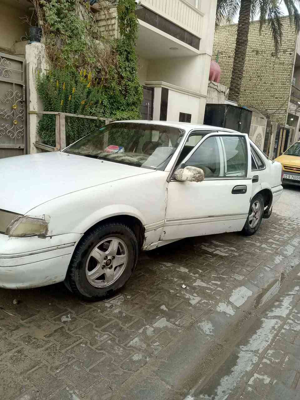 السلام عليكم سياره فراشة موديل ٩٥
سياره جاهزه للعمل محرك كير شغال
السعر ٢٦ 
***********
