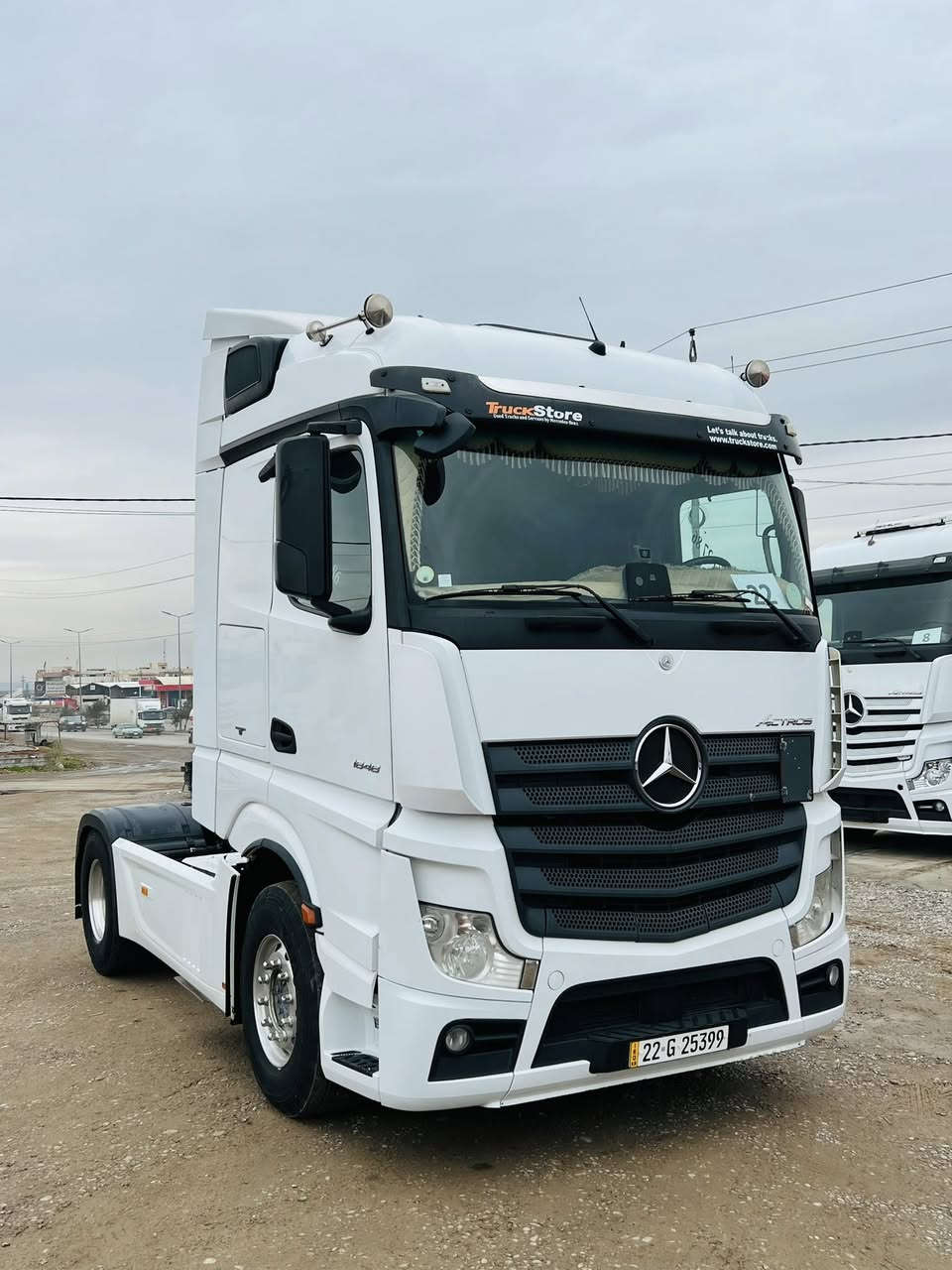 وحش/موديل2018📦
حجم1848 فول مكفول سياره به س ماشاءالله 
رقم اربيل بس راس
معرض حجى نشوان عنوان أربيل كلك 
***********
***********
***********
وتساب 📞📞📞✅✅
