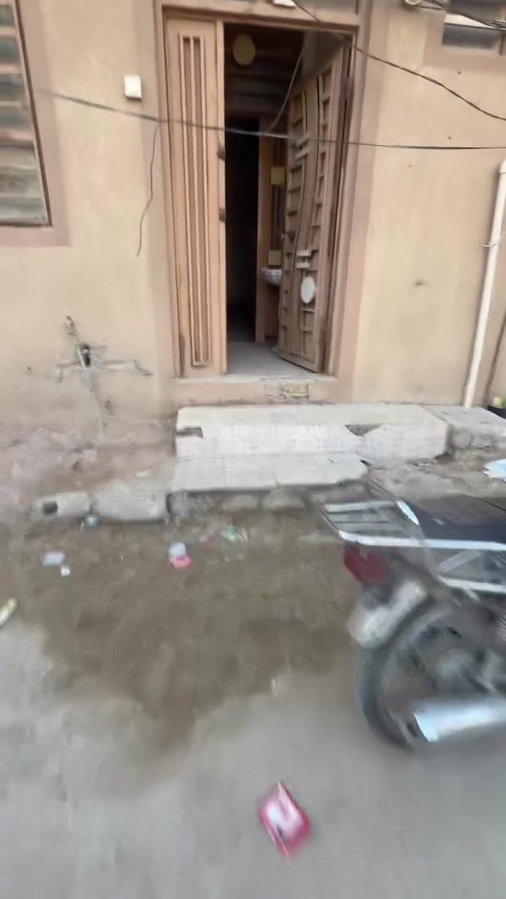 للايجار الف 300 إلا ستفسار ***********
