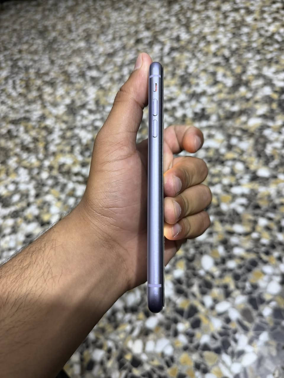 11 عادي وتر بروف 128 بطاريه 77 ممفتوح ولا مبدل بي شي وشخط واحد مابي نضيف فول رايده 260 وبي مجال عنوان بياع الشرطه الخامسه الشراي يتصل ماجاوب عل فيس ***********💜
