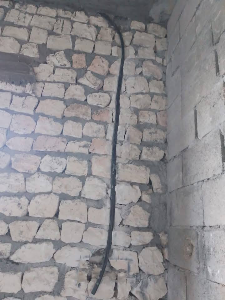 تم الحمدلله حفر بيت نزالات كهرباء في قضاء الرمانه على مكينة ودريل مواعيد مضبوطة ودقة في العمل بأسعار مناسبة الي  عنده حفر نزالات كهرباء يتصل على الرقم ***********
