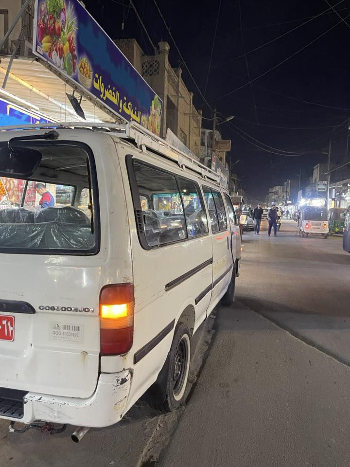 السلام عليكم سياره جنبي ٢٠٠٧ جاهزه من كلشي كير مكينه اكسن دوشمه  كبل تطلع ع باب الله مابيه اكلوب طافي كله شغال اخوان السياره شرط التحويل شرط التحويل يعني تكاتب مروري كبال شرط التحويل عليه مليون و ٢٠٠ ع المشتري رقم شاصي ابلادي لا اخياس ولا مسح رقم اخوان السياره شوفت عينك وهسه هاي الصور يعني مو قديمات سعر ٣٥ وبيها مجال اتصل وخادمك *********** وبي وتساب عنوني بغداد ساحت عدن
