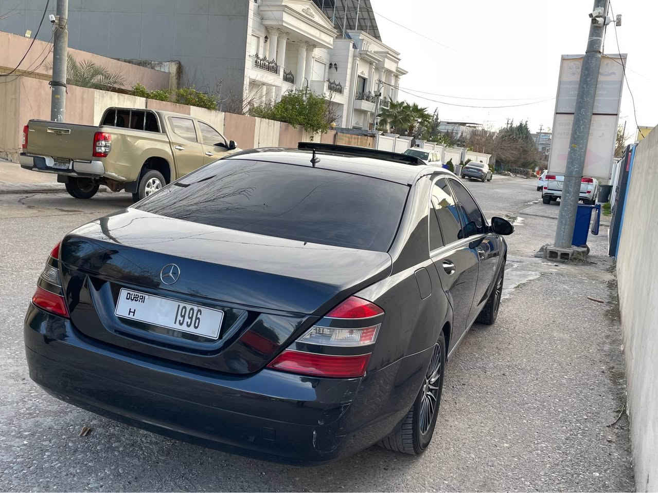 S Clas 
مارسدس S ٢٠٠٩  ساغ ساغ مه نه فيست ئه سلي له گه له 350 شه ش بست بي مه سروف هه موو شتيكي به شه رت گير مه كينه ته بريد ساردو گه رم ناو سپي مه رغوب شوين هه ولير گؤرينه وه ش ده كه م شتيك بگونجيت له گه لم 
***********
Viber 
Watssapp أربيل, العراق
