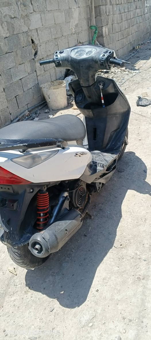 سلام عليكم بيع دراجة ماكس ثعلب مكينه نضيفه كهربائية كلها شغله ما بيها اي نقص شلعه وا معدل مكاني بغداد الشعله سعر 400بيها مجال  ***********واتساب فقط
