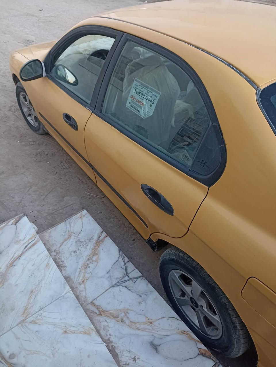 بسبب الوعود الكاذبة بيع مستعجل... سوناتا تكسي موديل 2001 رقم واسط الماني مميز...
السياره خير من الله خادمه البيت وتوديني وتجيبني الشغلي 
مكينه 2000 كابريتر زورق يعني انسه الصرف 
كير عادي 
ماعليها لا هيئة ولا غرامات 
سنويه منتهية 2019
السعر 37 ورقه مجال للشراي 
مكان السيارة النجف 
راعيها موجود بالكوت تريد تحويل تريد وكاله عامه ماكو أي مشكله 
كير ومكينه وحداديه خير من الله اكو نواقص بسيطه خيسات قليله بالدوسات الوره 
السياره مصبوغة عام جماليه
بيها نواقص بسيطه كهربائيات لا تجي وتكلي كفاله  وبخدمة الطيبين 
دواخلها حلوه وبلاديه مسجل بلادي شغال 
باتري جديد 
سلف بلادي مال كير عادي جديد 
فلاوين بلادي جديد 
هاي كل تفاصيل السياره والشراي بخدمته لاتكسر بالسعر راسلني خاص لو تخابر وتدلل 
***********
