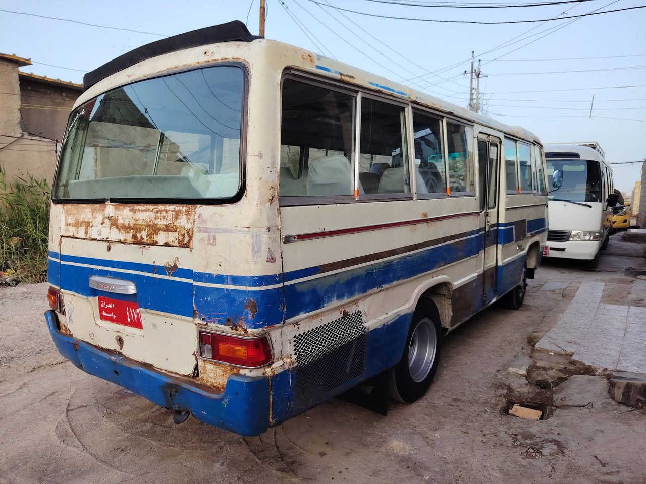 متاح كوستر موديل 81 مكان واسط مركز محافظه سيار كشره بلاد ستيرن محور مال كيه بنكو فحل دسك كامله من كهربائيات دوشمه منيدك لشارع اصوليه سعره (6) مليون وبيه مجال ***********
