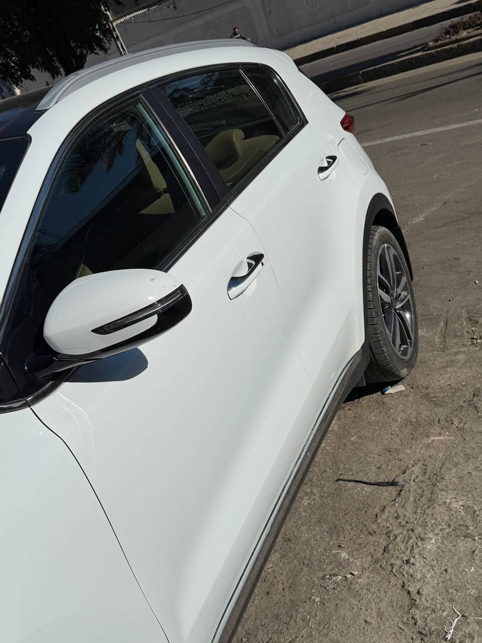 سبورتج موديل 2020
خليجي فول مواصفات بس مو جيتي 
ماشية 51 الف 
جنطه كهرباء
كشن كهرباء
بانوراما
وبقية المواصفات
السيارة كفالة عامة بيها بارد كد اصبعين بلجاملغ فقط راجع جهاز pdr
السعر 220

مكاني بغداد الكرخ 
التواصل عن طريق الرقم فقط 
‭0771 742 9615
