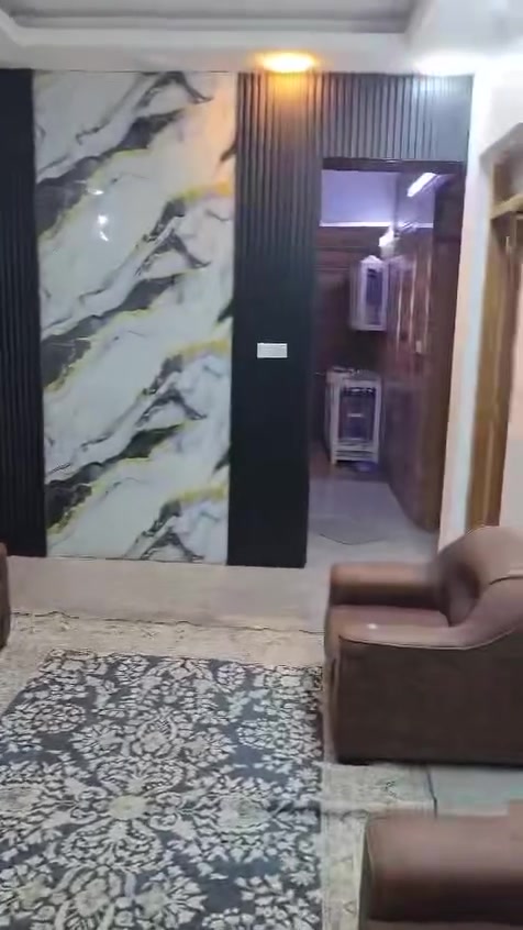 🏢 شقق للإيجار من المالك مباشرة (بدون أي دلالية أو عمولة)
تتوفر لدينا شقق (مؤثثة وغير مؤثثة) بمواقع استراتيجية وحيوية في الكرادة وشارع النضال، وبأسعار مناسبة وثابتة.

📍 المواقع المتوفرة:

• شارع 62

• ساحة كهرمانة

• شارع النضال

.حي العدل 

🛏️ تفاصيل الشقق (حسب الطلب):

• شقق مؤثثة:

• النظام: سويتات وأستوديوهات متكاملة الأثاث (غرفة نوم، تبريد، شاشة، كاونتر مطبخ، وحمام).

للاستفسار ***********

+964 773 503 4336

+964 773 170 8976

