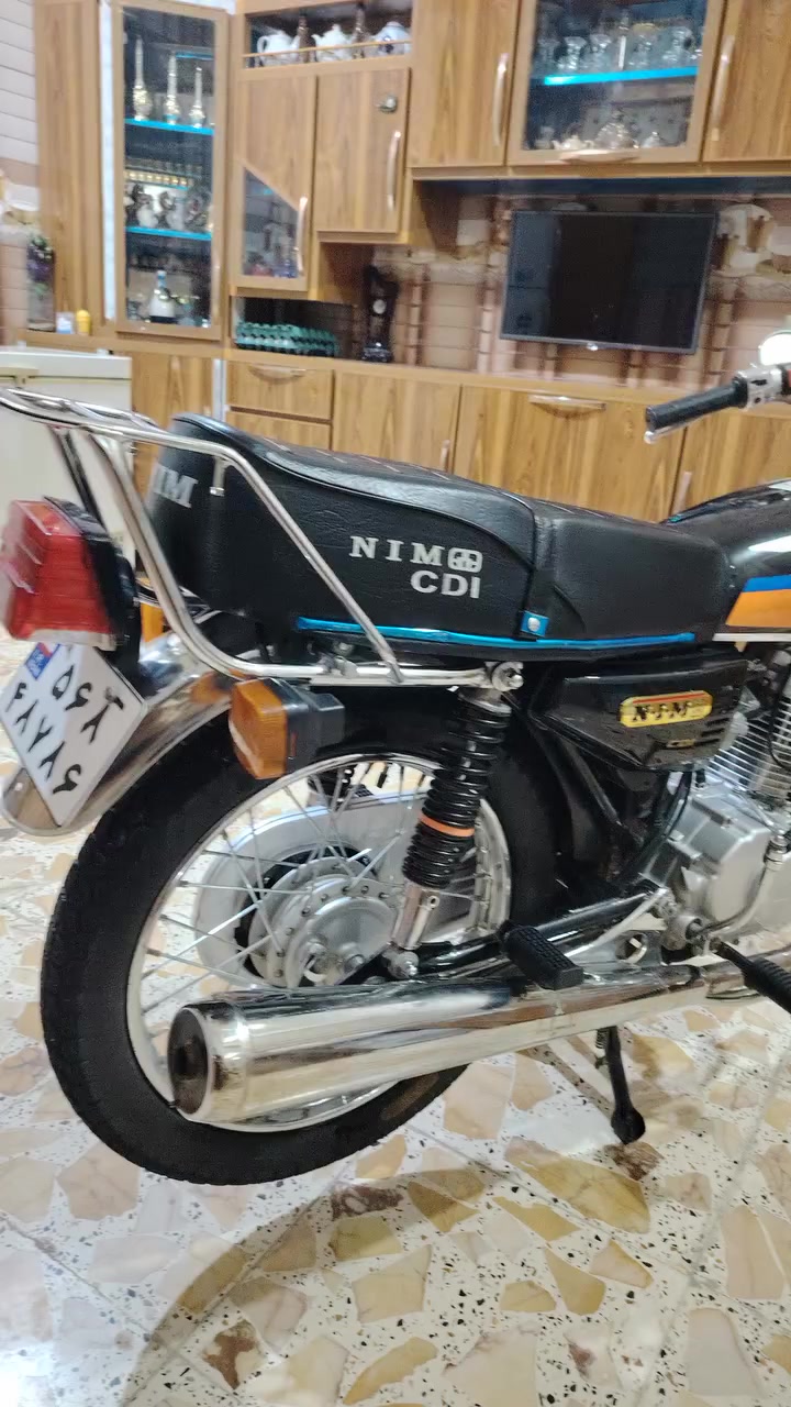 سلام عليكم دراجه نامه 25حلوه اوراق السعر 700 وبيها مجال لطيبين حله سياحي ***********
