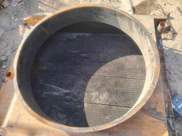 راديتر للبيع مال كاتم هيه ول حاضنه مكان نجف *********** السعر
