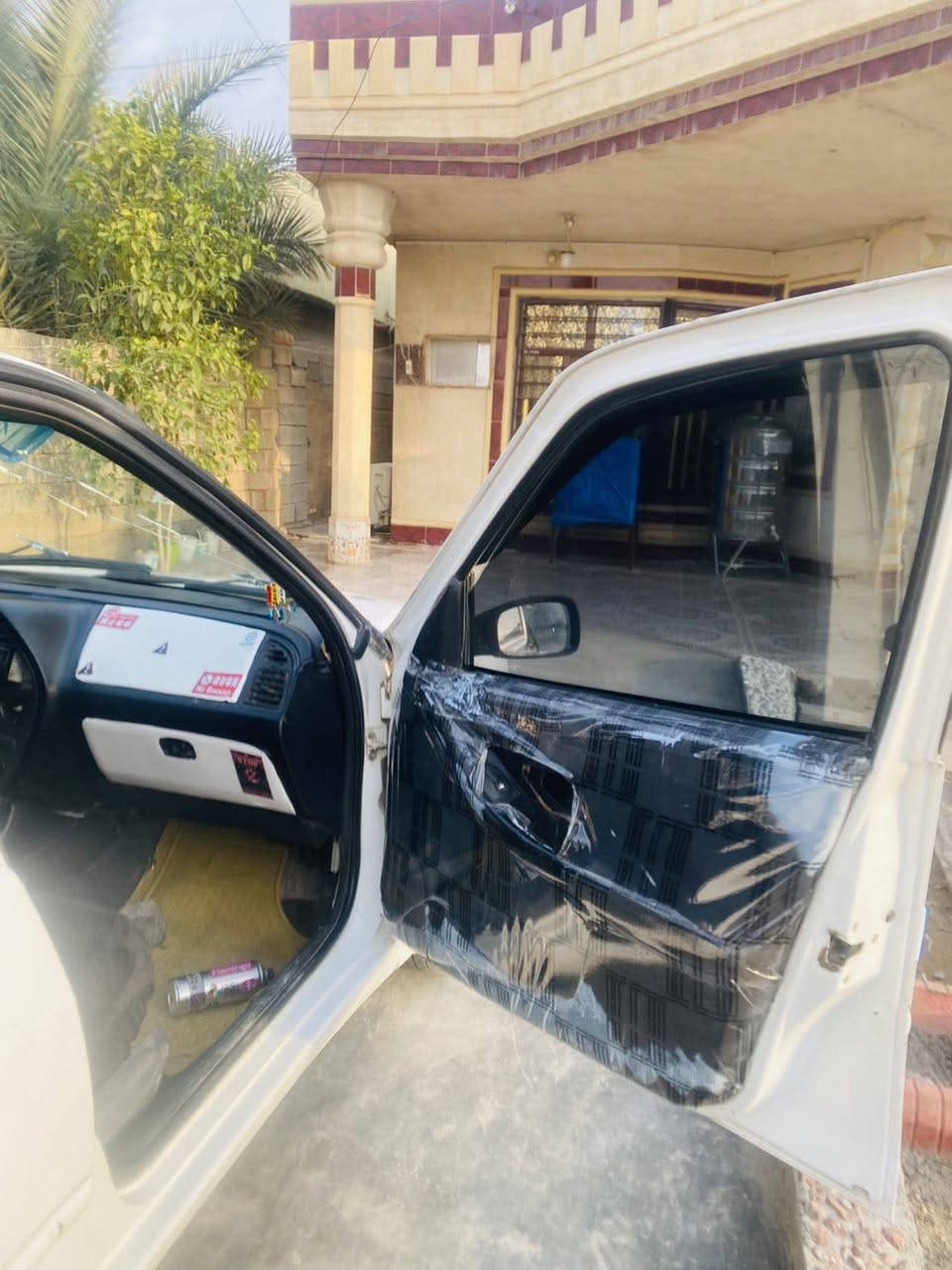 سلام عليكم بيجو للبيع ٣٠٦ رقم دياله مطلوبه  محرك كير شرط تخم تاير جديد  غرفتهه نضيفه كهربائيات بلاديه تبريد ثلج صدرها زين اني الوكيل الاول وكاله بسمي مكان السياره صلاح الدين قضاء العلم الاستفسار ‏‪***********‬‏
