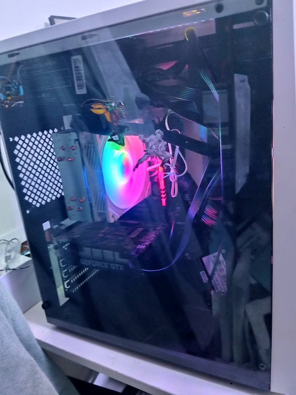 ثاني تجميعه
I7 7700k
H110 
Ram16
Gtx1650super
Ssd128gb hdd500
P.s 500w
Case rgb
400


**إذا كنت صاحب هذا الإعلان وتريد حذفه لأي سبب، رجاءا أرسل رسالة إلى الدعم الفني**