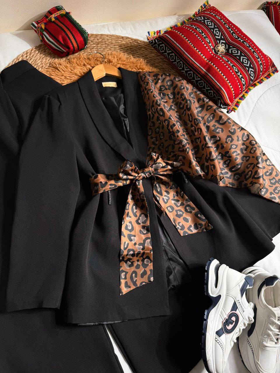 طقم قطعتين❤‍🩹 
خامة هوريم دابل تركي
38–40–42–44–46
توصيل لجميع المحافظات 5


**إذا كنت صاحب هذا الإعلان وتريد حذفه لأي سبب، رجاءا أرسل رسالة إلى الدعم الفني**