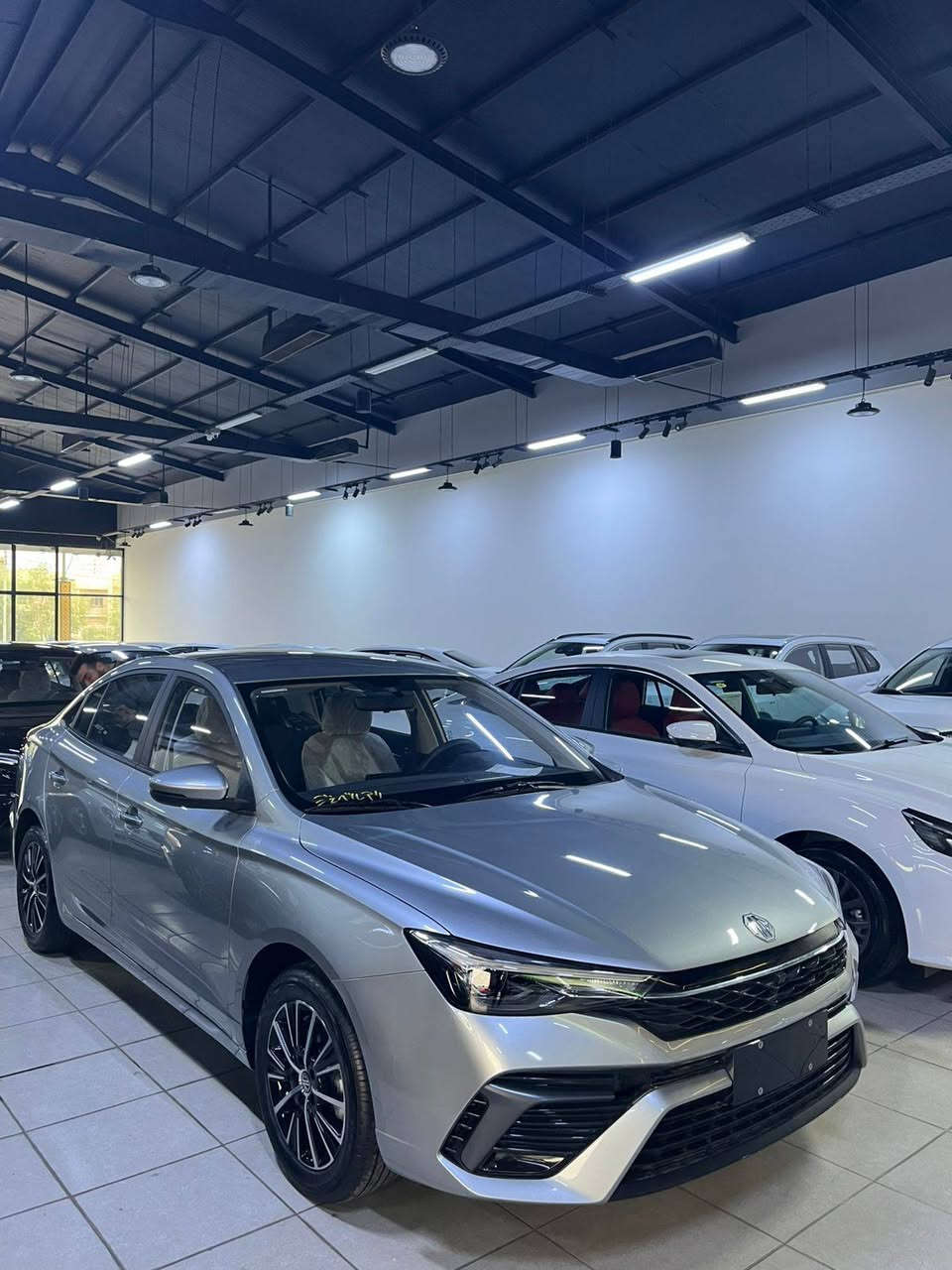 سڵاو و ڕێز بۆ هەموو لایەک 

MG5 2025 شکل نوێ
نرخێکی زۆر گونجاو
سفر کم
بەسمە، ویل کڕۆم،شاشە،زۆر مواسەفاتی جوانی تایبەتی تر
ڕەنگی سلڤەر و ڕەش و ماڕۆنی بەردەستە 
بۆ زانیاری زیاتر پەیوەندی بە وەتسئەپ یان ڤایبەر
0750 577 6836
شوێن هەولێر
