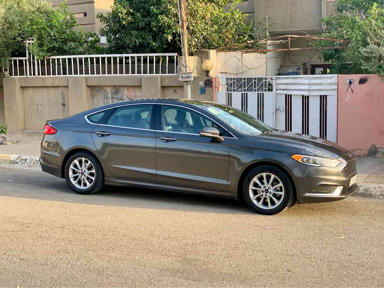 فورد فيوژن SE 2017 فوول مواصفات ماشيه 66 الف مایل- محرك 15توربو -لون نفطي-كير و محرك بشرط  مواصفات-کشن جلد -کشن کهرباء- تبرید مرکزي-گێر ماوس و شفت و S - شاشة کبیر-تبرید کشن
‎رقم تليفون و واتساپ >  ***********  < 
____ كركوك, العراق
