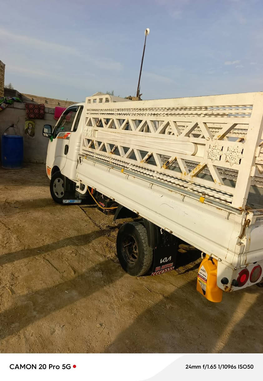 السلام عليكم كيا بنكو 2700رقم بابل 2011السياره جاهزه ومكفوله التحويل مباشر سنويه لل29 السعر 88وبيه مجال بسيط رقم ***********غير متواجد عل الفيس
