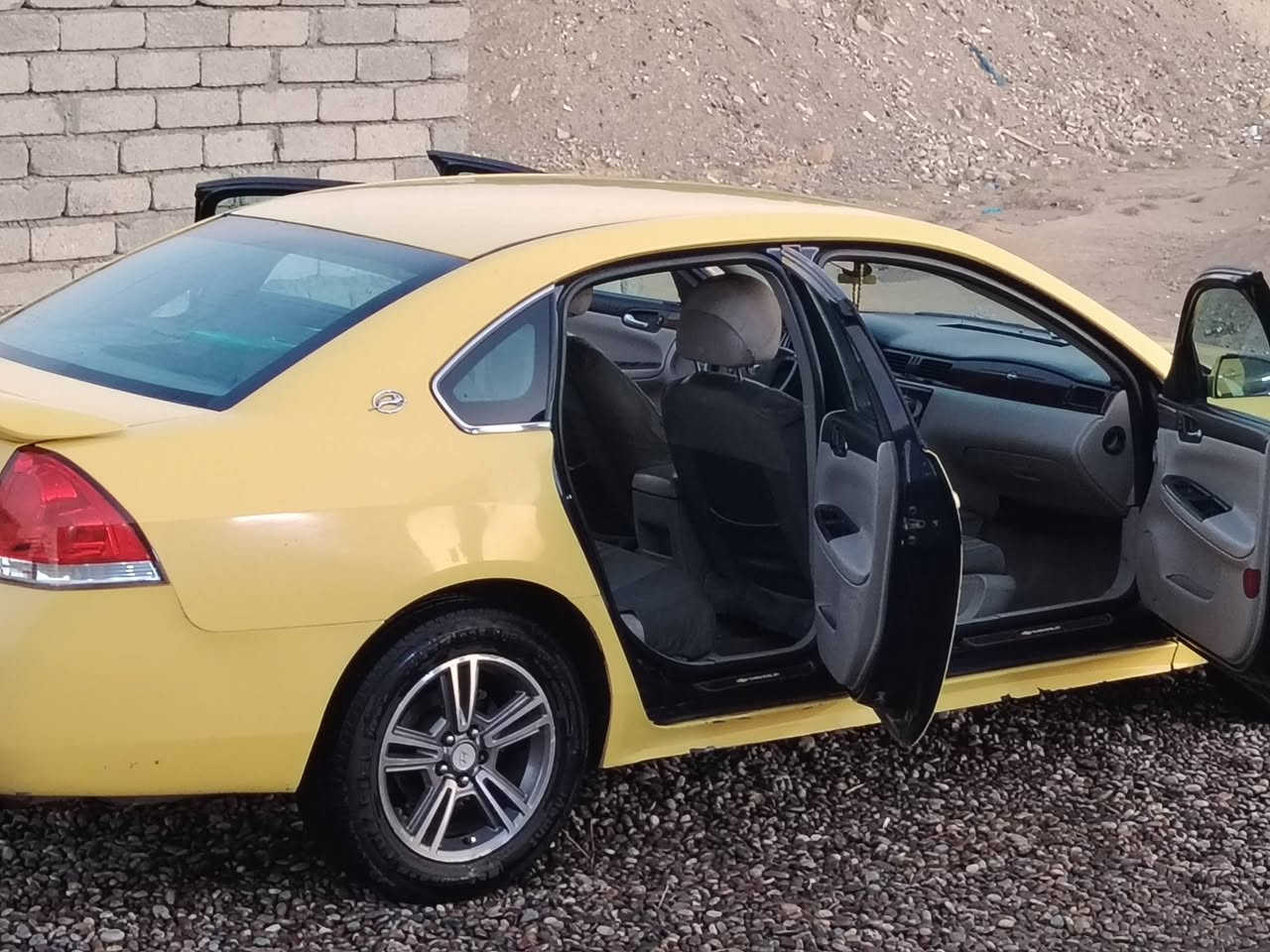 سلام عليكم امبالا البيع موديل 2009 بسمي سيارة جاهزه من كلشي محرك شرط كير شرط السعر 65 وبيها مجال الطيبين مكان سياره صلاح الدين قضاء شرقاط رقمي *********** ويرهم مراوس بسياره حسب القناعه بل
 سياره ***********
