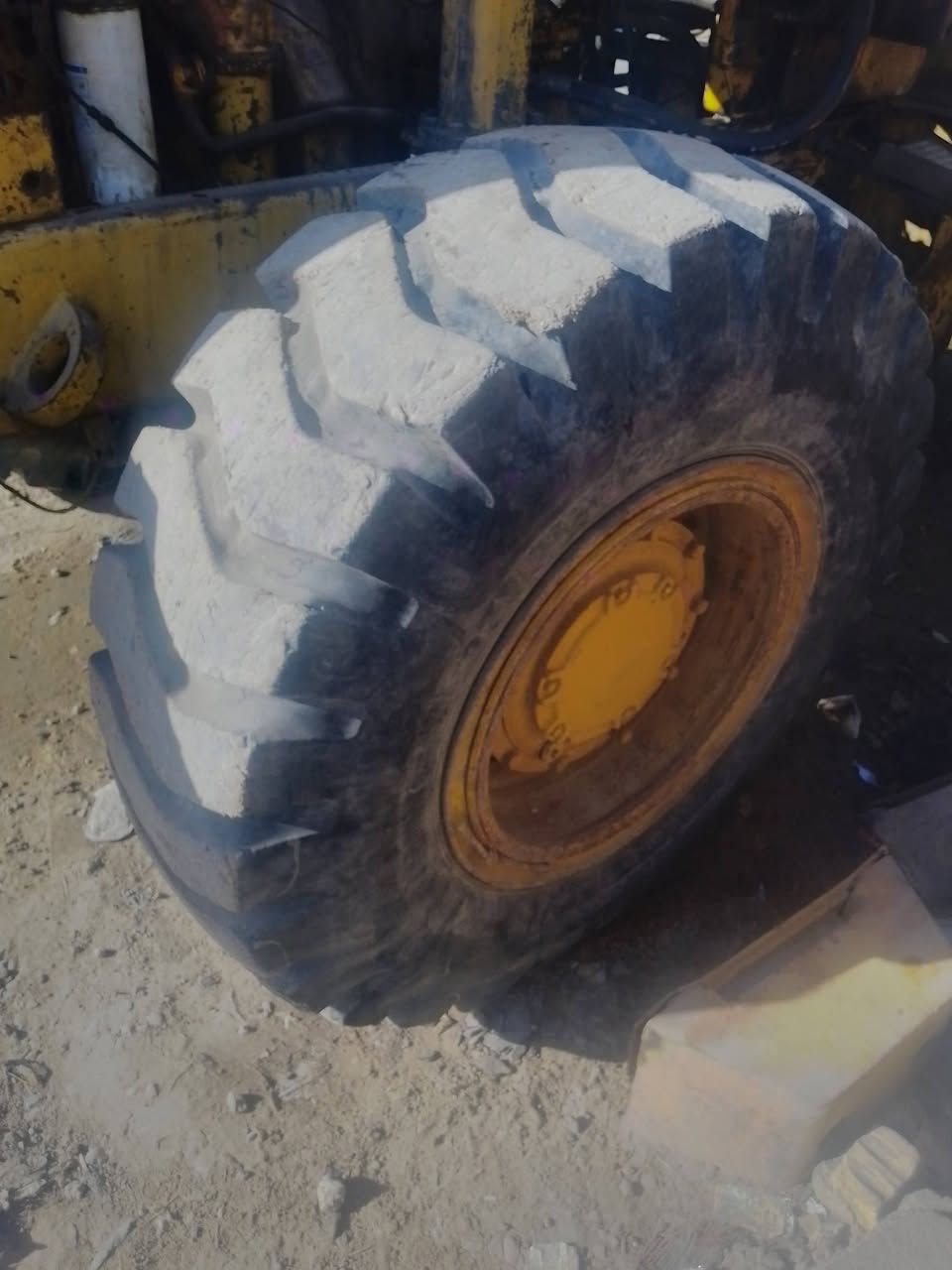 زوج تايرات هندي جديد حجم 70 للاتصال *********** بغداد
