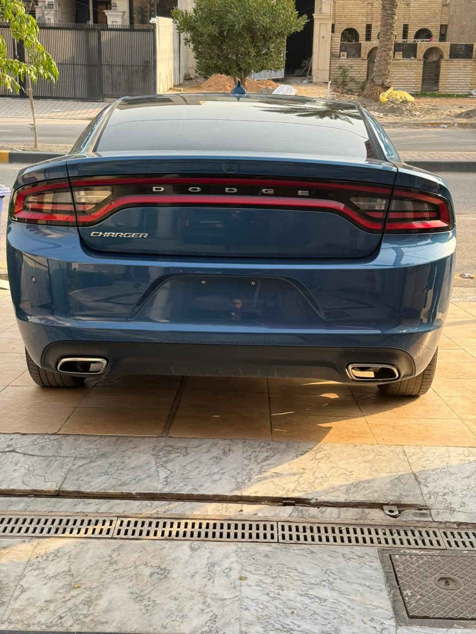 جارجر ٢٠٢٣ بدون رقم دخول جديد
لون بحري مميز 
حادث السياره بنيد شي بسيط  فقط جدا بسيط 
مكاني بغداد الكرخ  اي استفسار اتصل 
*********** السعر 237 ورقه 
نص مواصفات سياره جديده لوك
