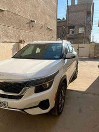 كيا سليتوس ٢٠٢٢ سياره فول فتحه كشنات حلد تحكمات شاشه كبيره محرك ٢٠٠٠ د...