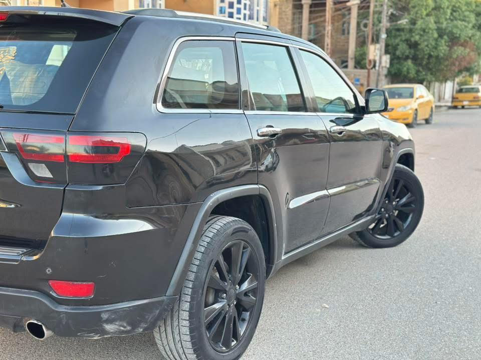 السلام عليكم وجمعة مباركة يارب
للبيع فقط 

جيب كراند شيروكي

فول مواصفات لمتد  موديل 2013 رقم بغداد دولي سنويه وهزه جدد

حادثها جاملغ امامي ايمن وبنيد ومصبوغه عام السياره 

السونار مرفق بالمنشور 

مواصفات 

1- بصمه تشغيل + بصمه أبواب 

2- بانوراما 

3-محرك 6 سلندر  3600

4- كراسي جلد + كهرباء 

5- شاشه + كامره 

6- تشغيل عن بعد

7- فور ويل 

تحويل ثاني يوم  رقم بغداد دولي

 مكاني بغداد / الكرخ

السعر. 127 $ وبيها مجال للشراي يشلع عيوني 

رقمي ***********
