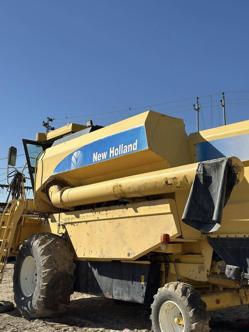 حاصوده للبيع موديل 2006 أربعه بلم قايش رقم سنويه تحويل التفصيل مكان كركوك ***********  ***********
