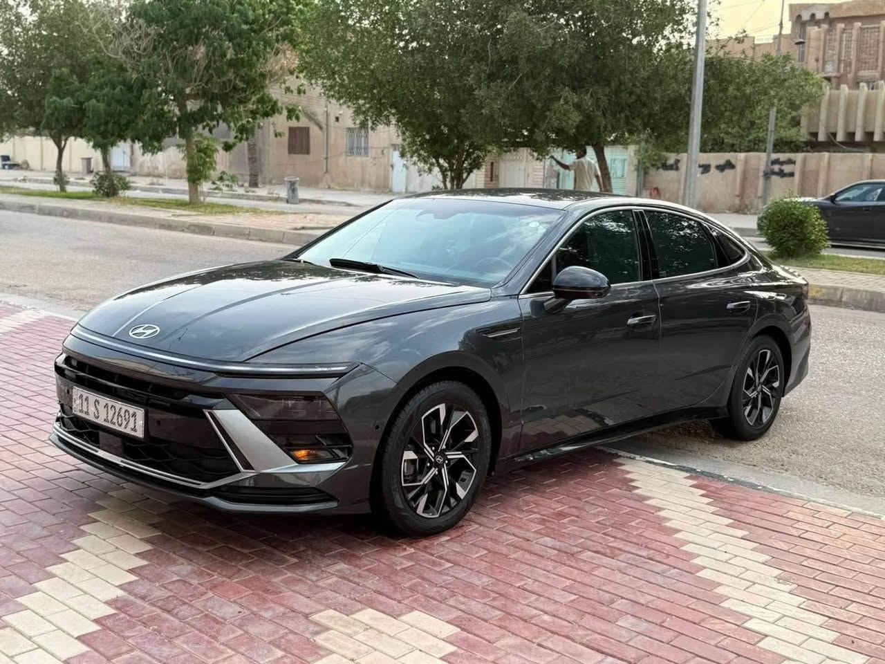 بيع مستعجل 
ارخص سوناتا بالعراق 
سوناتا 24 هايبرد فقط جاملغ اماميً صبغ 
كفاله الباقي فول عدا الفتحه 
رقم بصره باسمي 
السعر. 173 
موجوده معرض الرائد ساحه سعد مقابل باب الزبير 
*********** البصرة, العراق
