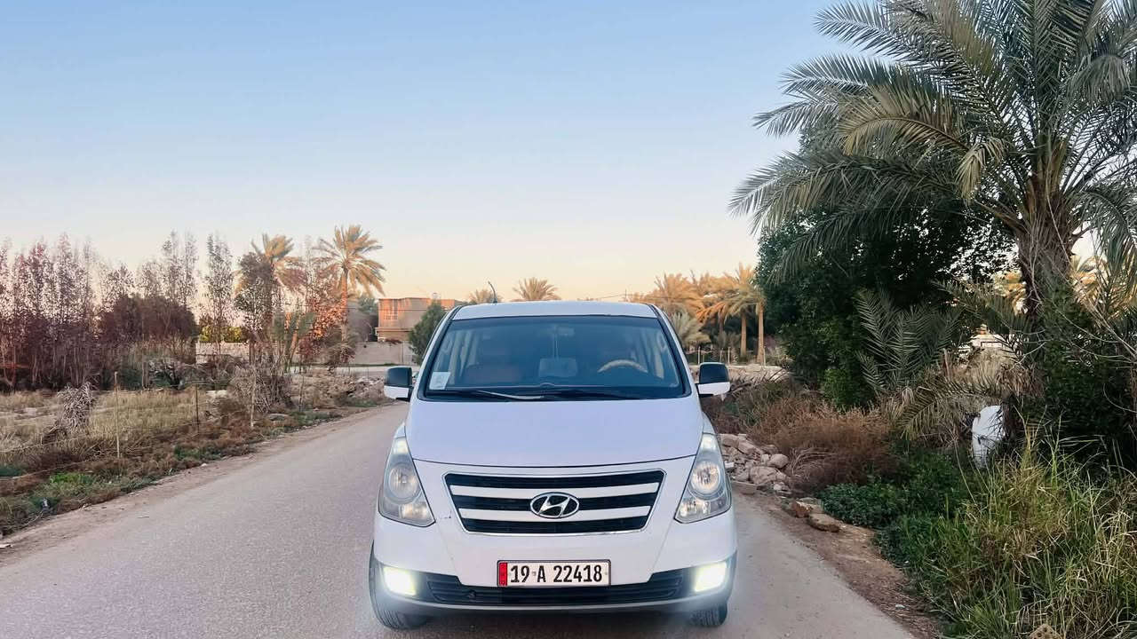 السلام عليكم 
ستاركس 2016 الشكل القديم كفاله عامه فقط بارد قليل بل الجاملغ الخلفي قليل رقم انكليزي مكينه بيها بخار بدون تنقيص حداديه وتبريد ودوشمه كله جديد سياره جاهزه 
السعر 
180 وبيها مجال قليل 
مكان السياره بابل محاويل 

للاستفسار اكثر 
***********
***********
