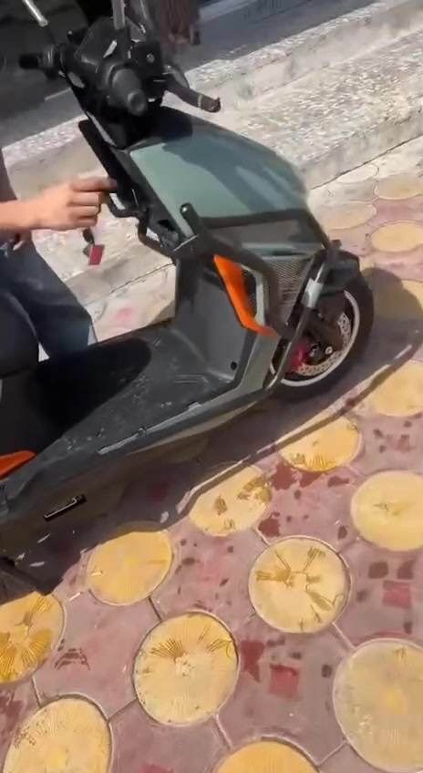 سلام عليكم
دراجه سحن نوع سكنس T08

استعمال نضيف جدا لايقل عن شهر
سعر 950 وبيها مجال بسيط
مكانها الدوره 
استفسار ومواصفات اكثر خاص


**إذا كنت صاحب هذا الإعلان وتريد حذفه لأي سبب، رجاءا أرسل رسالة إلى الدعم الفني**
