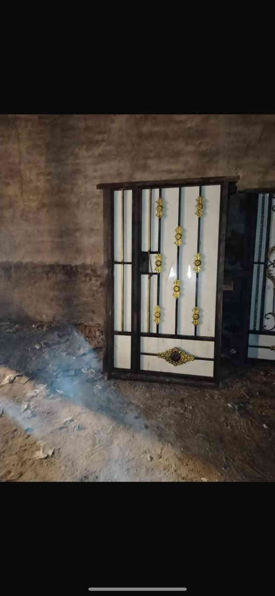 السلام عليكم بيبان حديد تزكام ثقيل كله جنل انواع غير مستعمل بأرخص الاسعار العنوان البصره حي الرافدين الاتصال ***********
