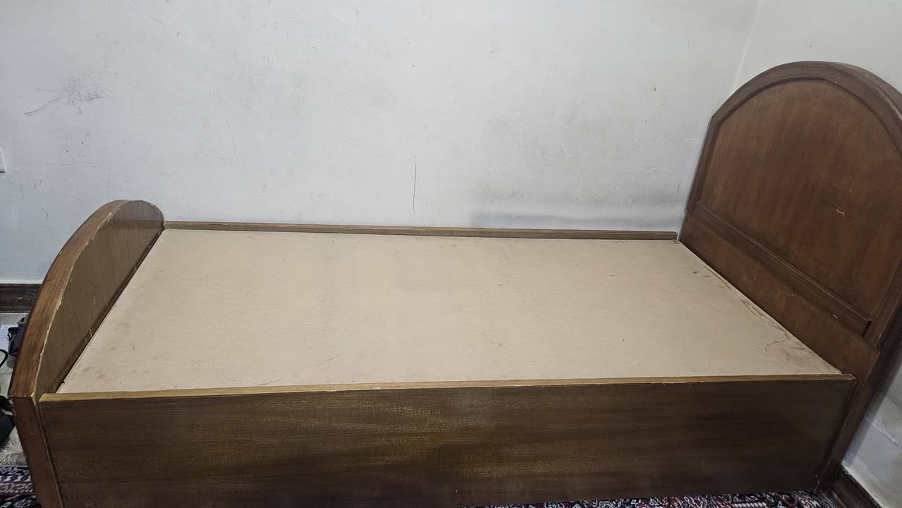 للبيع
جرباية نفر  خشب صاج
الاعظمية 
125 وبيها مجال بسيط


**إذا كنت صاحب هذا الإعلان وتريد حذفه لأي سبب، رجاءا أرسل رسالة إلى الدعم الفني**