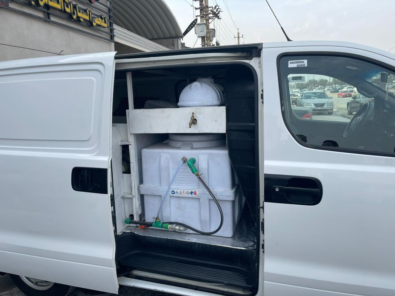 سيارة ستاركس فان موديل 2012 رقم اربيل ب اسمي محطة غسل متنقلة متكاملة جاهزة للاخير ونضيفة مكاني بغداد كراج امانه السعر 155 هية والعدة كاملة ***********
