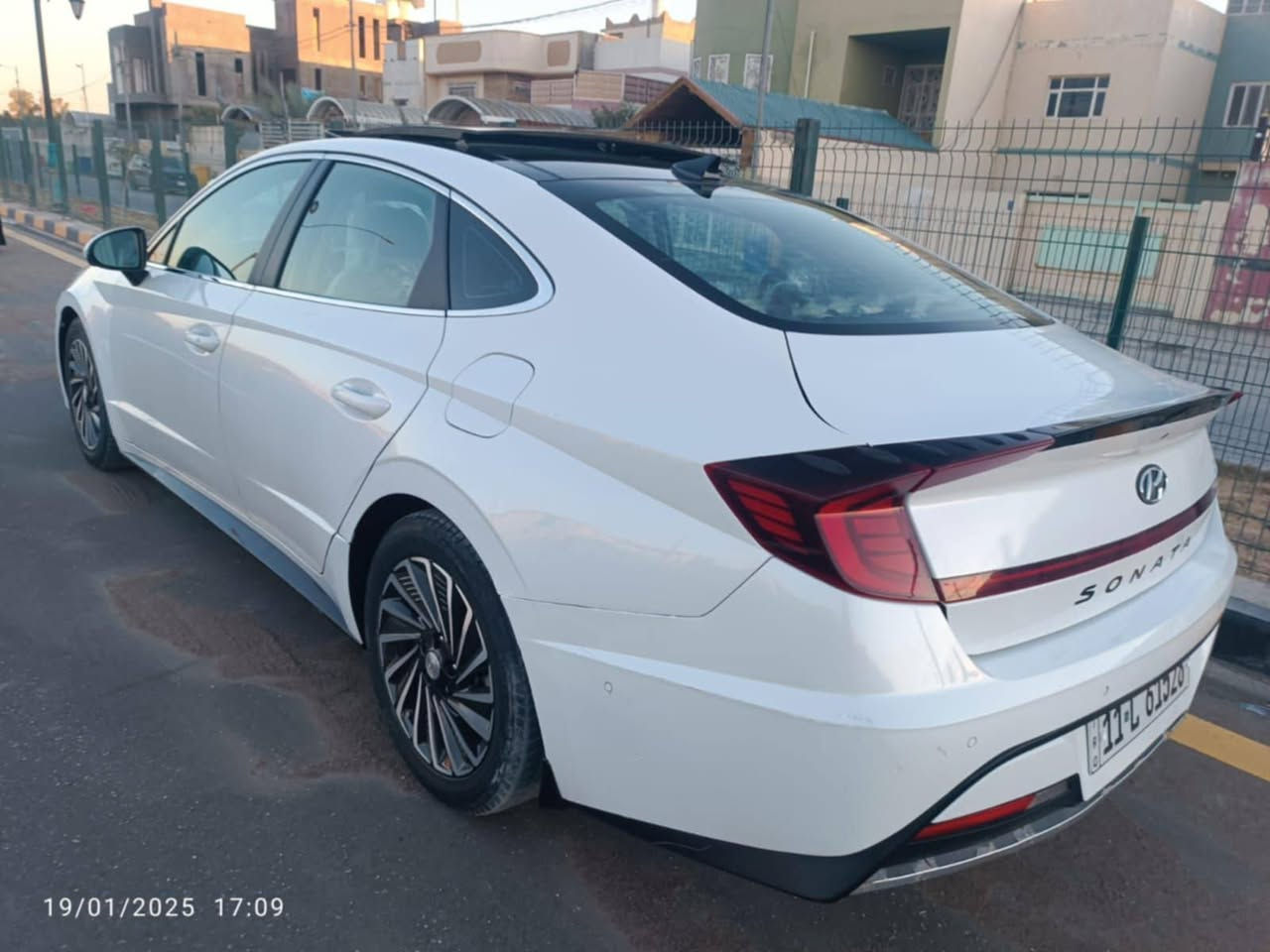 السلام عليكم
سوناتا 2022 هايبرد وارد امريكي رقم شاصي موجود حادثه كلش بسيط بدون ايرباكات 
-بصمة ابواب
-دخول ذكي 
-بصمة تشغيل 
-جنطه ذكيه
-لد نهاري 
-رادار 360 درجه 
-حساسات 
-توقف الي 
-اوتو هولد
-اربع انضمة قياده
-كير دكم
-نقطه عمياء
-قياده اليه
-تحديد مسار 
-مؤشر طرق
-كشنات كهرباء
-كشنات تدفئه
-سايد بريك بصمه
-محرك 2.5 
السعر 175$ وبيه مجال بسيط
كير ومحرك كفاله برغي ممفتوح بيهم 
السياره جاهزه كير ومحرك وحداديه وتخم تاير وتدفئه وتبريد وشرط الفحص
السياره حلوه وناصبه وبالعافيه على الي ياخذها 💜
عنواني بابل

*********** 
*********** ***********
