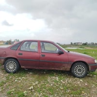 اسلام عليكم للبيع اوبل فيكترا محرك حجم 18 شراي انتصل 07783709735