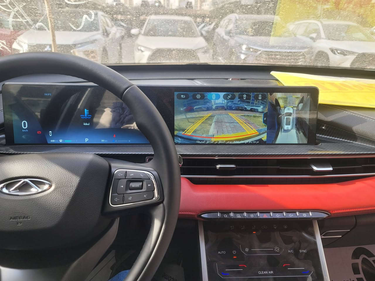 تيكو ٧ برو ماكس ماشيه ٥٠ كيلو يعني زيرو رفم أربيل ضمان شركه السراب ٦ سنوات للبيع
المواصفات:
محرك 1.6 تيربو قوي
قوة تقريبًا 194 حصان
ناقل حركة أوتوماتيك 7 سرعات (DCT)
دفع أمامي اقتصادي بالوقود
شاشة مزدوجة كبيرة حوالي 24 إنج
كاميرا 360 درجة للرؤية الكاملة
فتحة سقف بانوراما
نظام صوتي SONY عالي الجودة
شاحن موبايل لاسلكي
تكييف مزدوج التحكم
حساسات أمامية وخلفية
نظام أمان ومساعدة السائق ADAS
جنوط ألمنيوم قياس 18 إنج
5 ركاب مع مساحة صندوق واسعة حوالي 475 لتر 
🔹 مميزات السيارة:
اقتصادية بالوقود
تصميم عصري وفخم
مناسبة للعائلة والسفر
قيادة مريحة وثبات عالي
السعر ٢٤٥٠٠ مليون وبيه مجال علما ان سعرها ٣٠ مليون في الشركه
***********  المكان مجمع بوابه العراق
