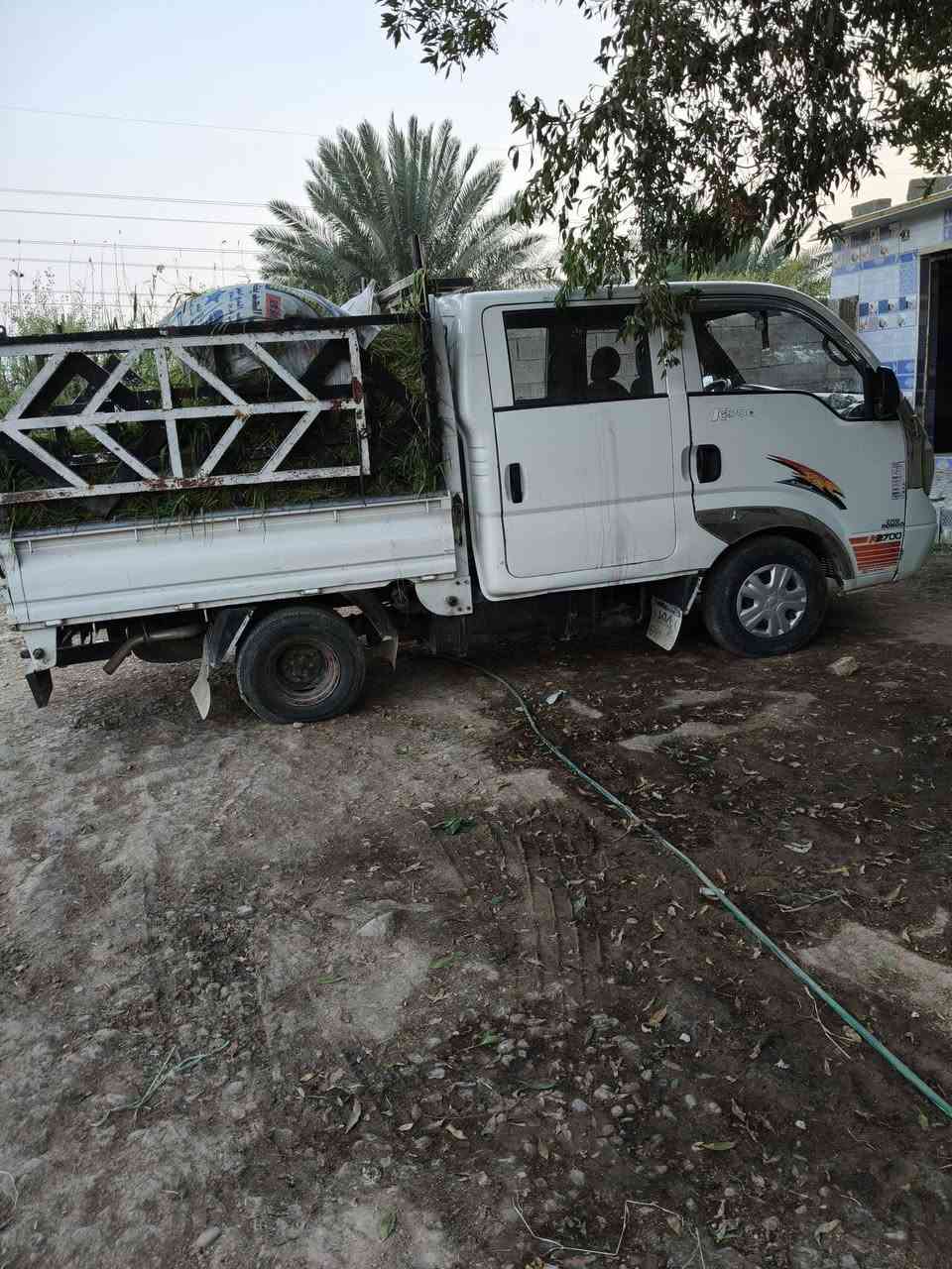 2008رقم بغداد مكينه 2700 هاذه رقم راعيها *********** السعر 105وبيها مجال
